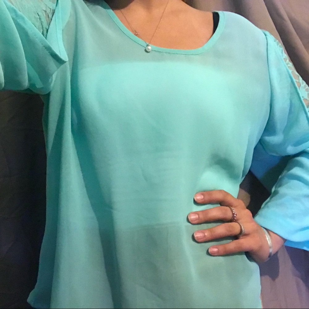 Lace Rue21 Flow blouse - Picture 3 of 6